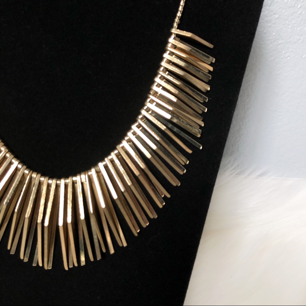 Tasha Unique Bar Slices Necklace